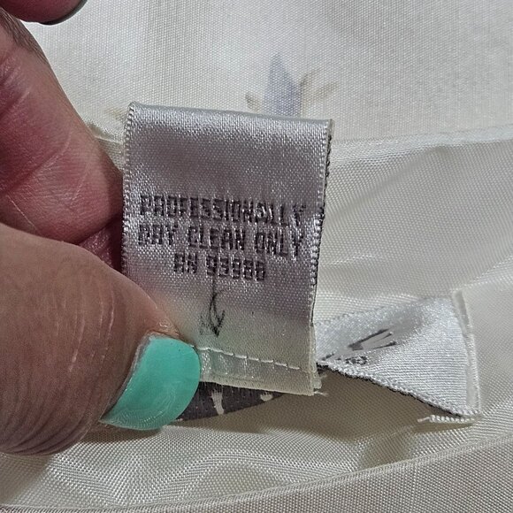 Petite Sophisticate Sleeveless Silk Floral Sheath Dress 6 Pink Gray Garden Print - Picture 9 of 12